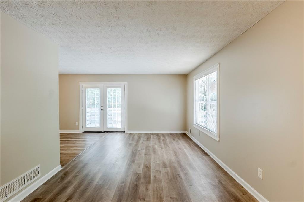 270 Hunt Ridge Drive Stockbridge, GA 30281 - Photo 3 of 36