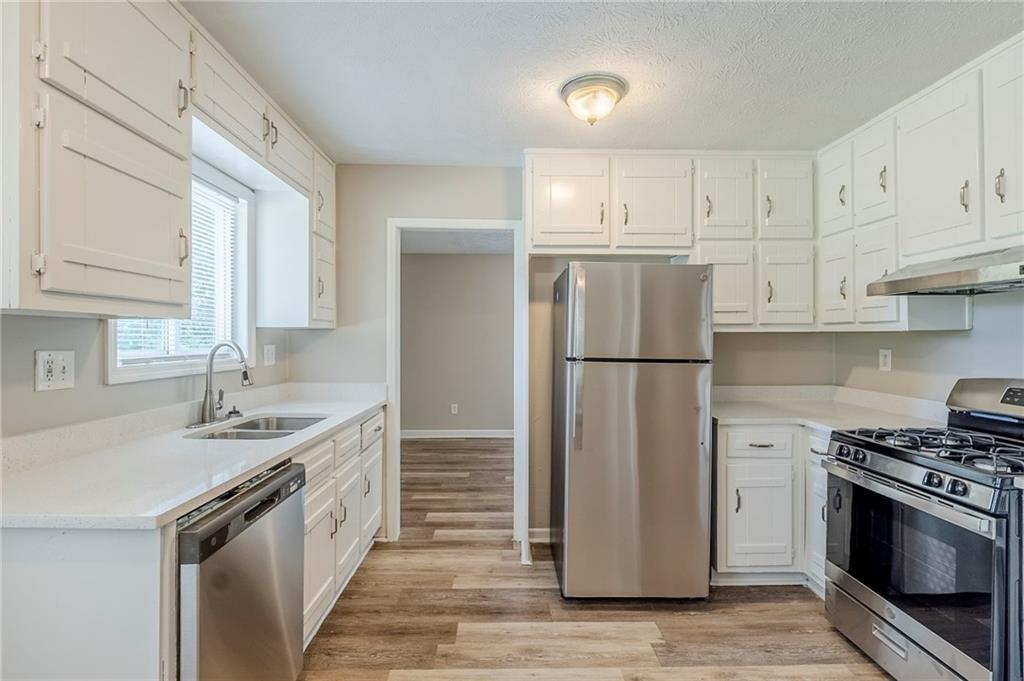 270 Hunt Ridge Drive Stockbridge, GA 30281 - Photo 8 of 36