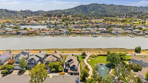 $2,695,000 | 5 Elizabeth Circle, Greenbrae, CA 94904