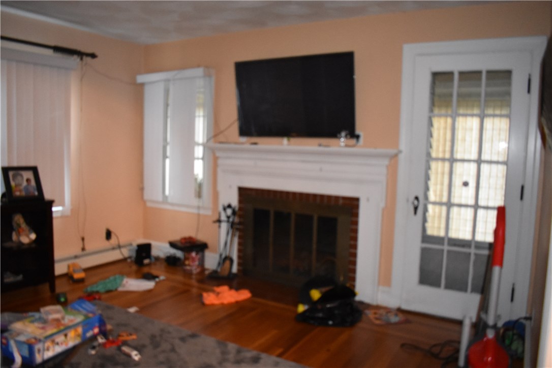 129 Carter Avenue Pawtucket, RI 02861 - Photo 14 of 28