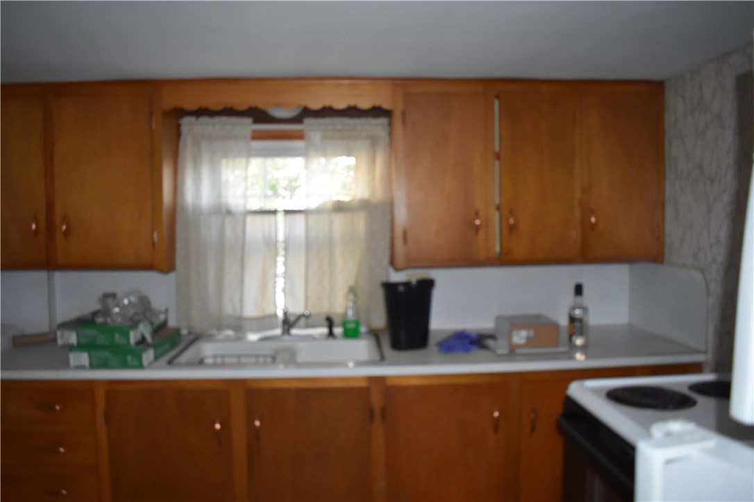 129 Carter Avenue Pawtucket, RI 02861 - Photo 20 of 28