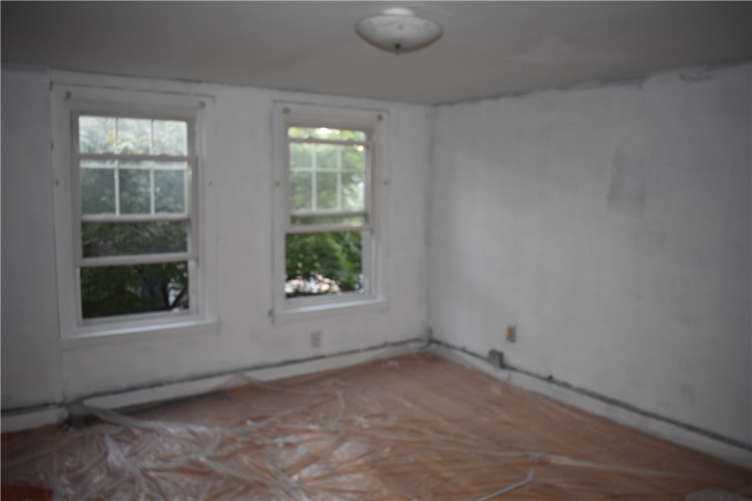 129 Carter Avenue Pawtucket, RI 02861 - Photo 23 of 28