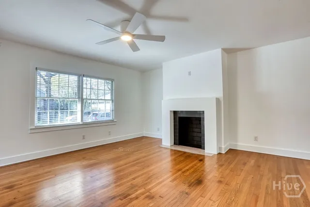 $2,200 | 916 Maupas Avenue, Unit TWO, Savannah, GA 31401