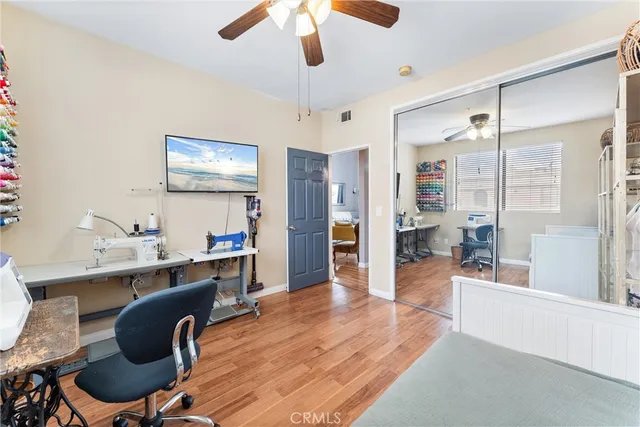 $3,000 | 555 Maine Avenue, Unit 420, Long Beach, CA 90802