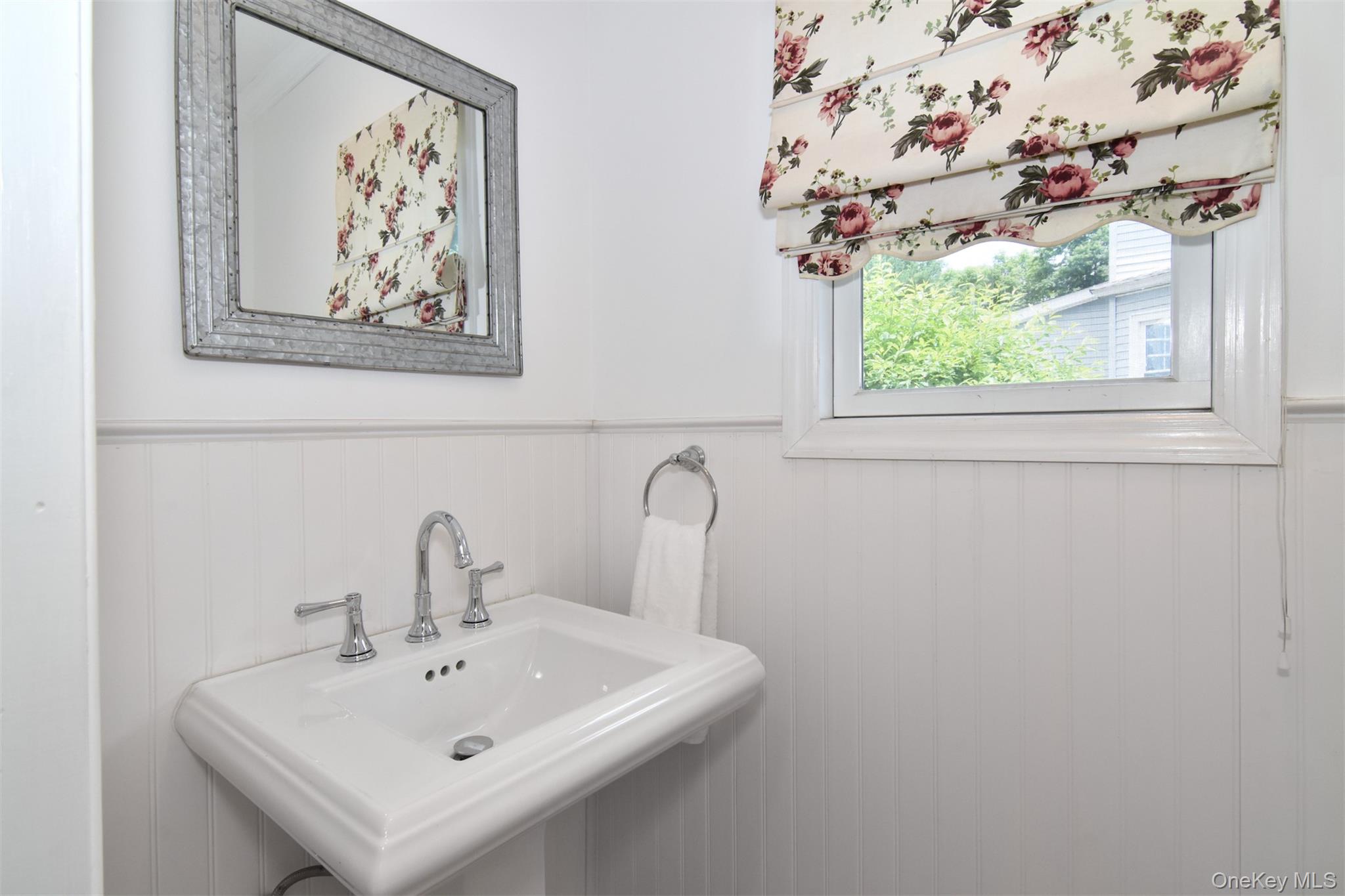 74 Oregon Road Cortlandt Manor, NY 10567 - Photo 12 of 36