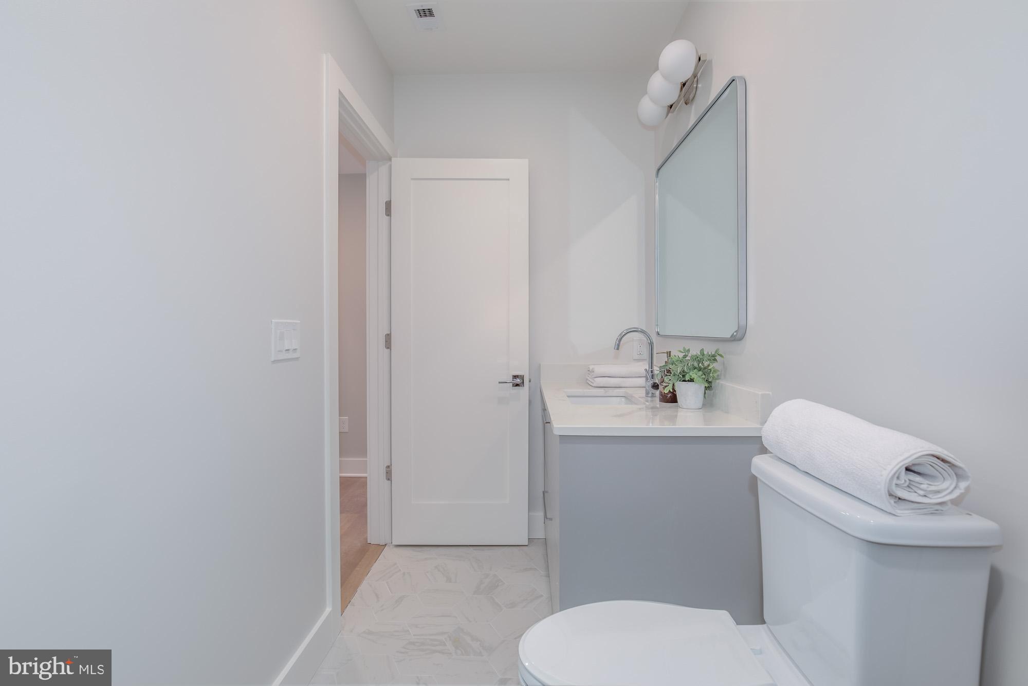 933 N Street Northwest, Unit 104 Washington, DC 20001 - Photo 11 of 14