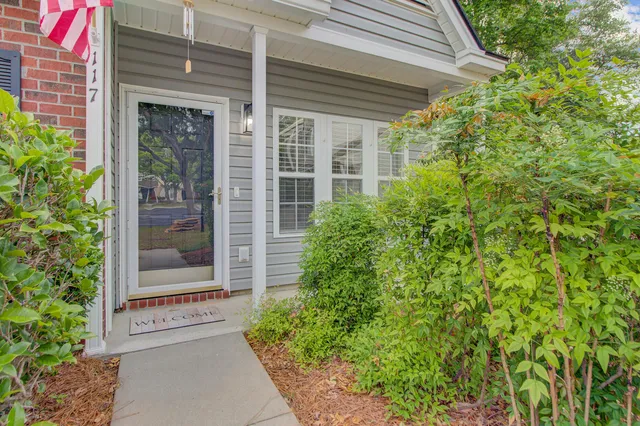 $258,000 | 117 Macy Circle, Goose Creek, SC 29445