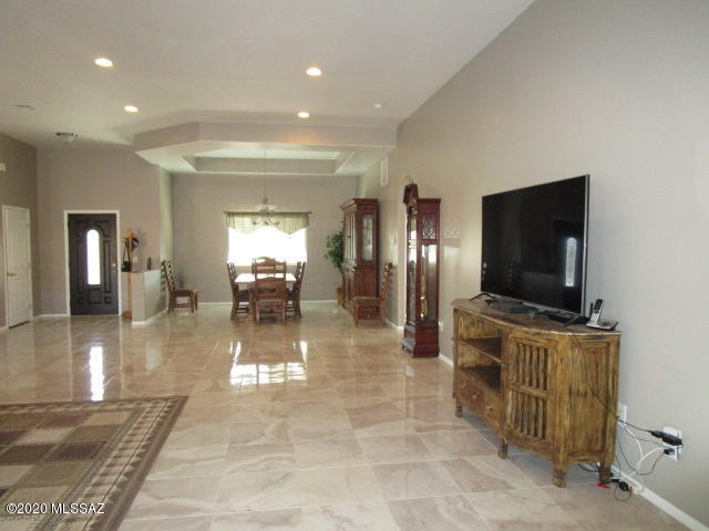 11553 East Tanque Verde Road Tucson, AZ 85749 - Photo 6 of 33