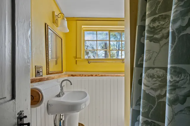 $419,000 | 7 Goodrich Falls Road, Bartlett, NH 03838