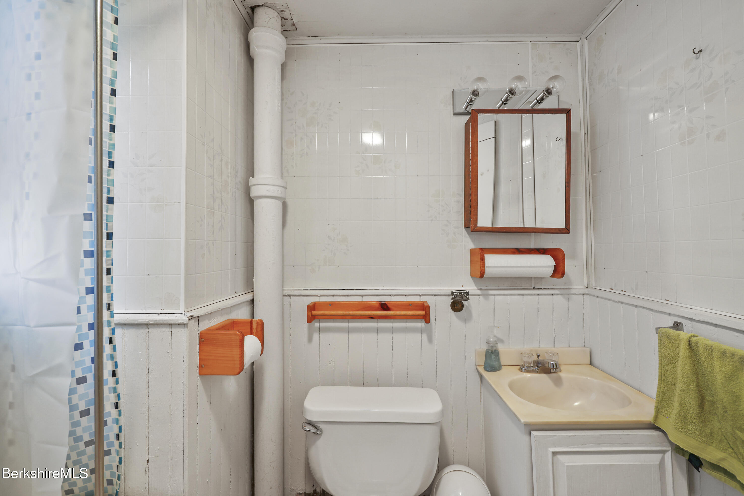 2 Horn Place Adams, MA 01220 - Photo 22 of 42 135 Second Floor Bathroom Two