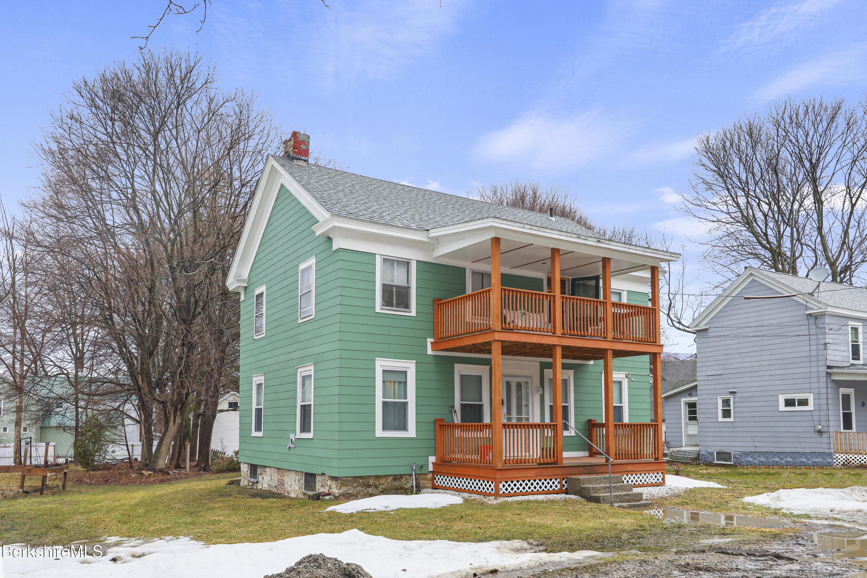 2 Horn Place Adams, MA 01220 - Photo 3 of 42 15 Exterior Front