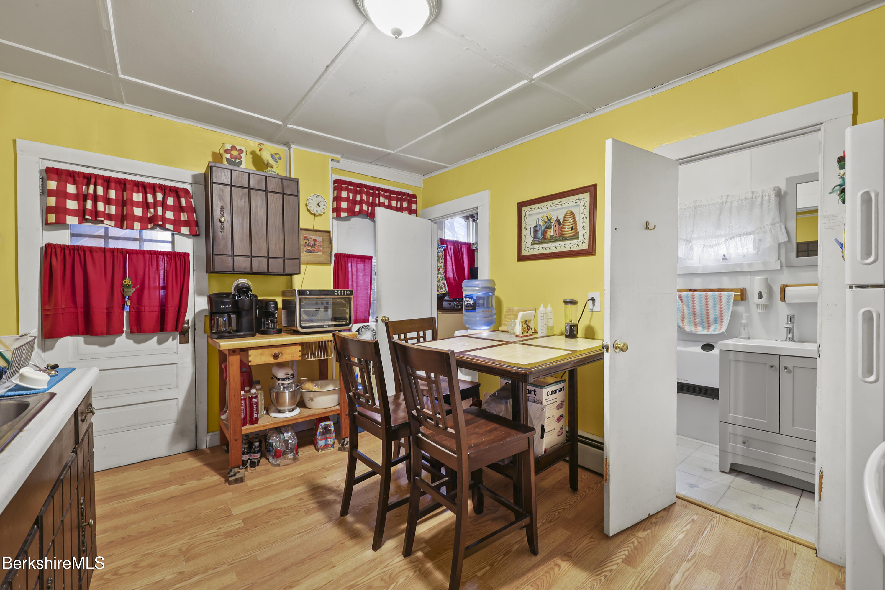 2 Horn Place Adams, MA 01220 - Photo 9 of 42 45 Kitchen