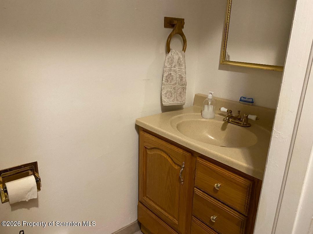 107 Keystone Hls Road, Unit 407 Factoryville, PA 18419 - Photo 10 of 24 Half Bath