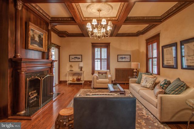 $1,895,000 | 2304 King Street, Alexandria, VA 22301