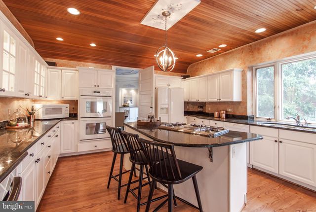 $1,895,000 | 2304 King Street, Alexandria, VA 22301