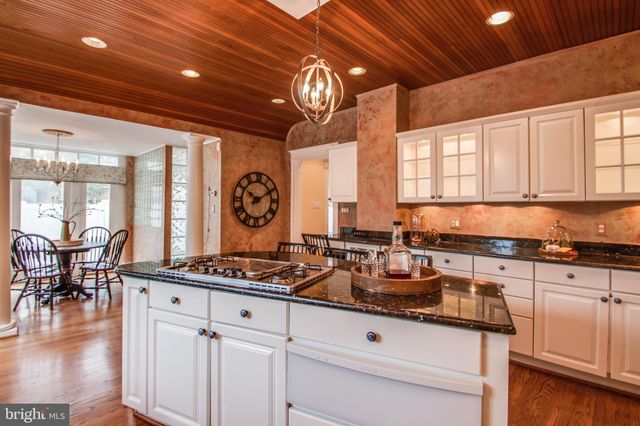 $1,895,000 | 2304 King Street, Alexandria, VA 22301