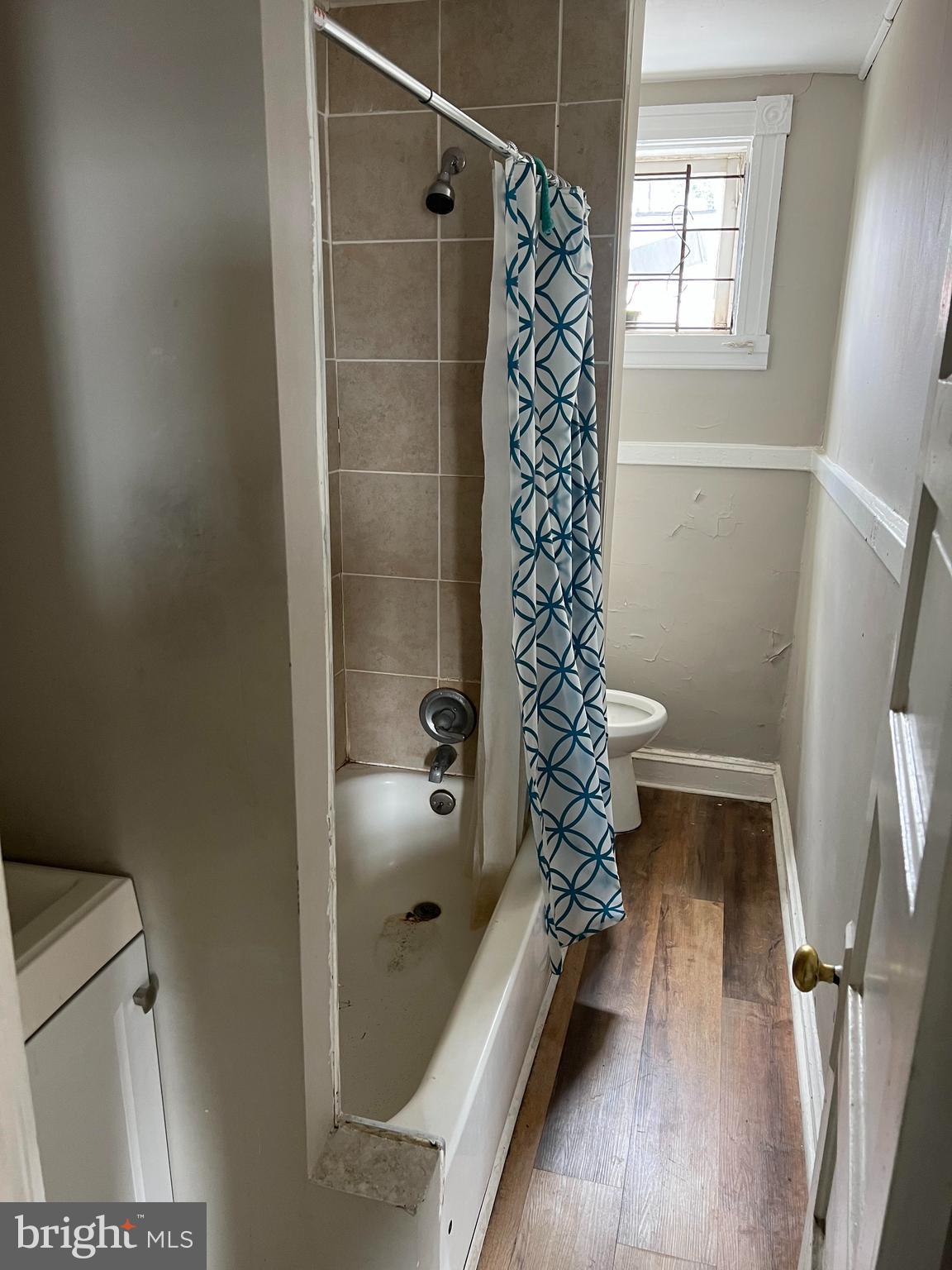 3006 Mathews Street Baltimore, MD 21218 - Photo 6 of 12 Upstairs full bath