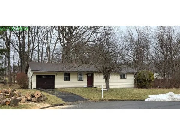$115,000 | 800 Audrey Court, Endicott, NY 13760