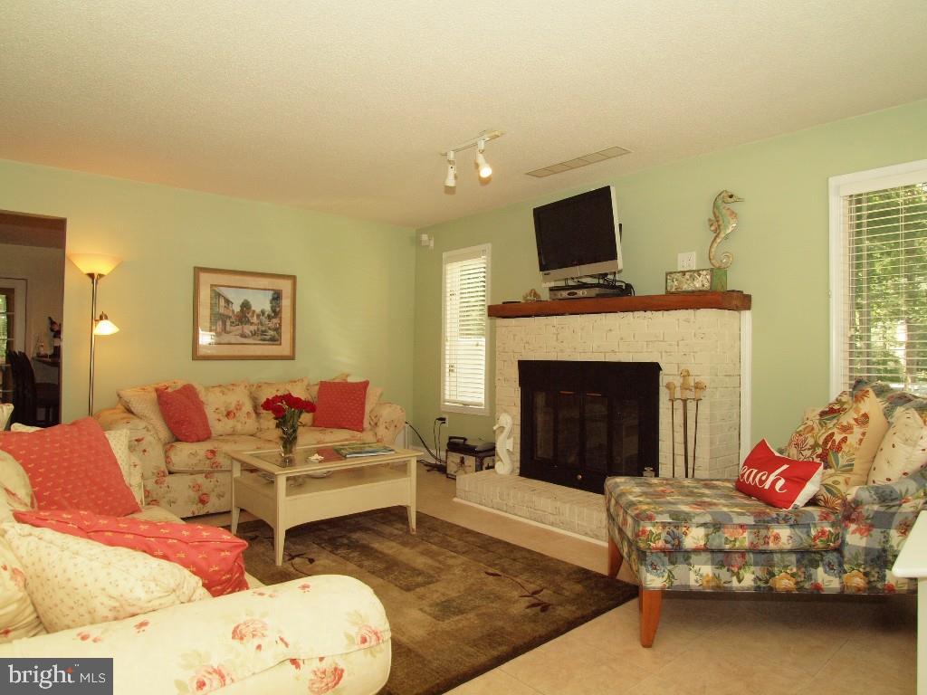 22822 Angola Road East Lewes, DE 19958 - Photo 3 of 19 Gallery Image 3