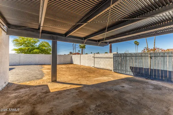 $329,999 | 4620 East Southern Avenue, Phoenix, AZ 85042