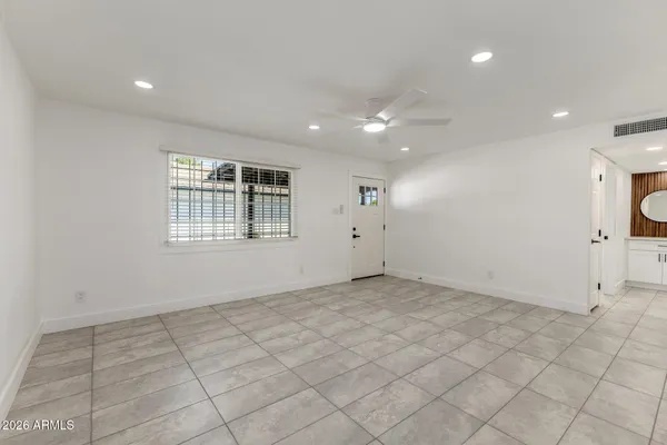 $329,999 | 4620 East Southern Avenue, Phoenix, AZ 85042