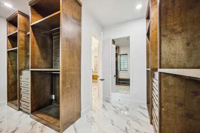 $899,000 | 211 St Andrews Drive, New Ulm, TX 78950