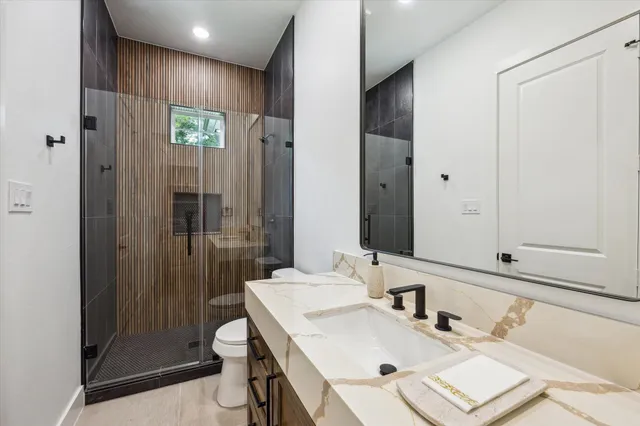 $899,000 | 211 St Andrews Drive, New Ulm, TX 78950