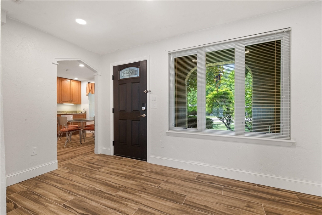 11 Cobblestone Lane, Unit 11 Worcester, MA 01606 - Photo 16 of 42
