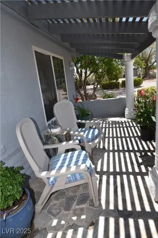 $1,800 | 6889 Beverly Glen Avenue, Las Vegas, NV 89110