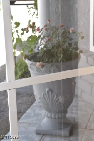 $1,800 | 6889 Beverly Glen Avenue, Las Vegas, NV 89110