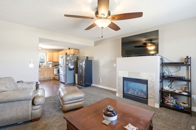 1832 Sunstone Way Vernal, UT 84078 - Photo 4 of 27