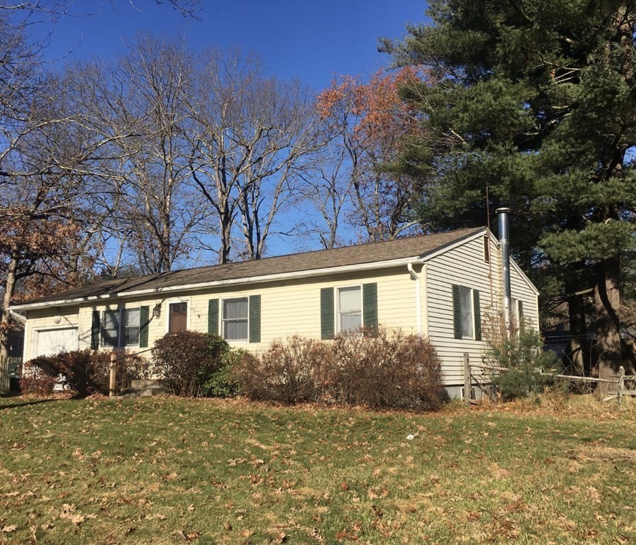 68 Lavender Lane Springfield, MA 01129 - Photo 1 of 22 Gallery Image 1