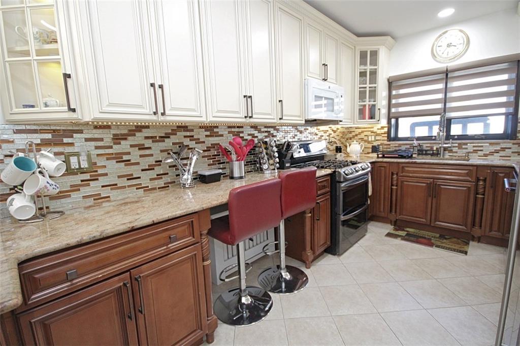1075 Bay Ridge Parkway Brooklyn, NY 11228 - Photo 13 of 31