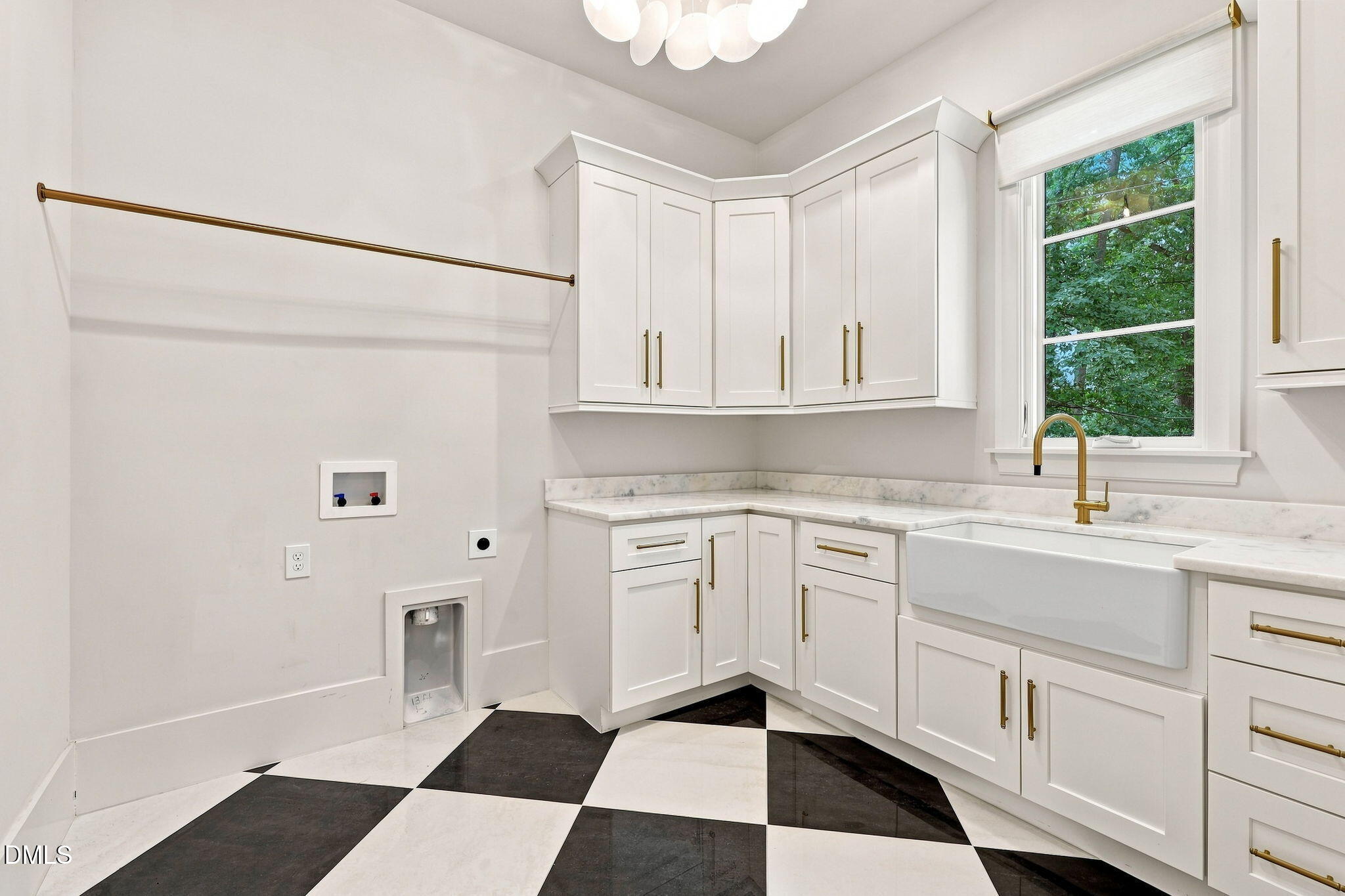 822 Pebblebrook Drive Raleigh, NC 27609 - Photo 30 of 70 Laundry Room on 1st Floor