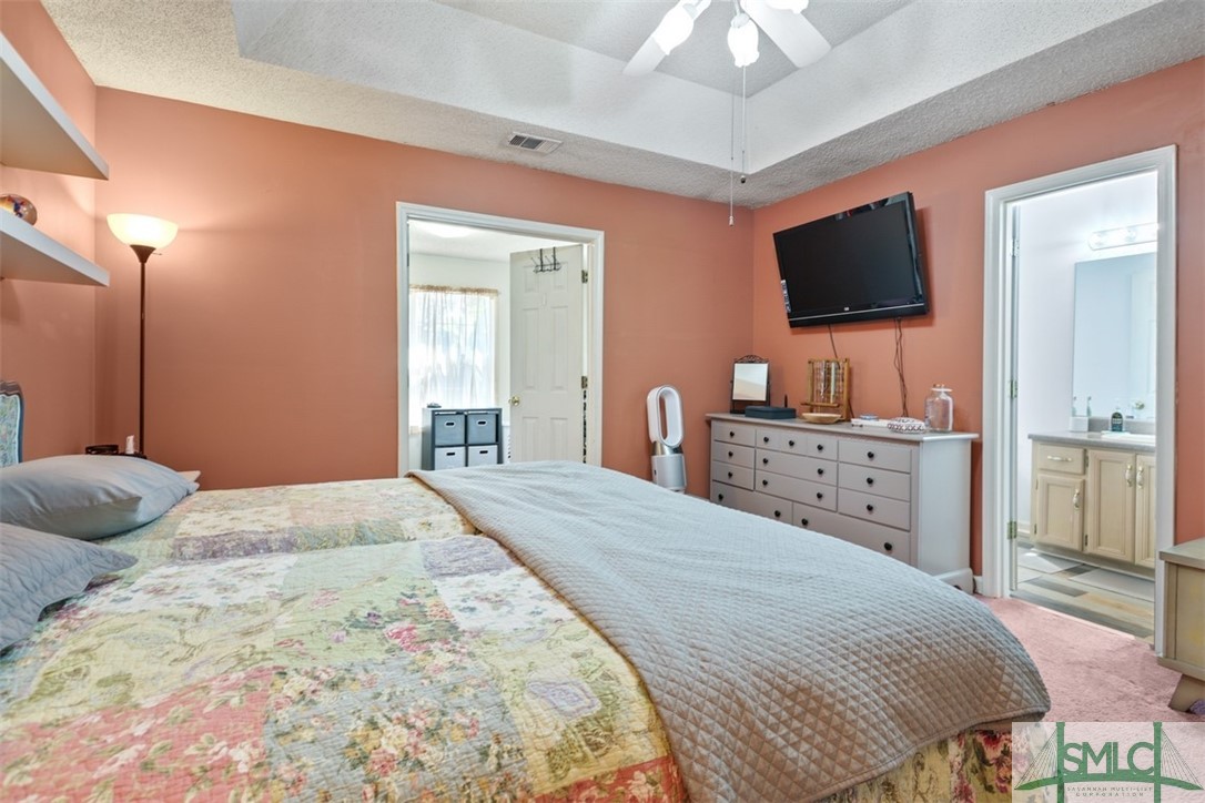 21 Highpoint Court Savannah, GA 31410 - Photo 25 of 37 PRIMARY BEDROOM