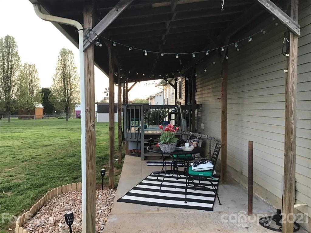 187 Drumstand Road, Unit 17 Stony Point, NC 28678 - Photo 9 of 25 Gallery Image 9