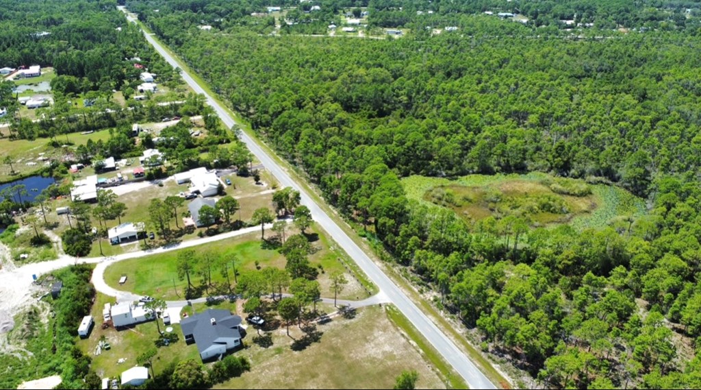 241 Twin Lakes Road Eastpoint, FL 32328 - Photo 10 of 16