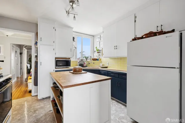 $995,000 | 445-447 42nd Avenue, San Francisco, CA 94121