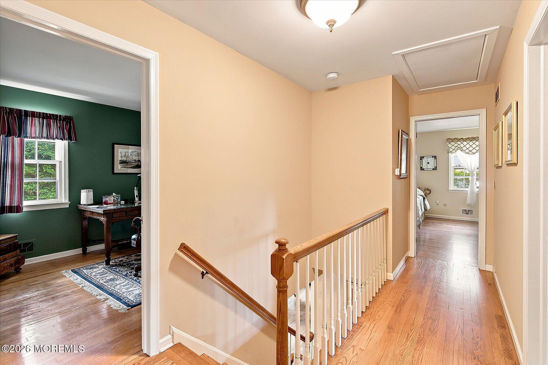 76 Tall Timber Road Middletown, NJ 07748 - Photo 27 of 47 27-Landing