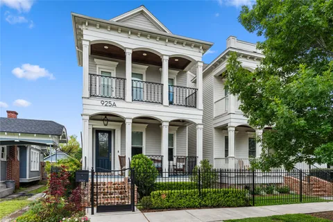 $1,299,000 | 925 Tulane Street, Unit A, Houston, TX 77008