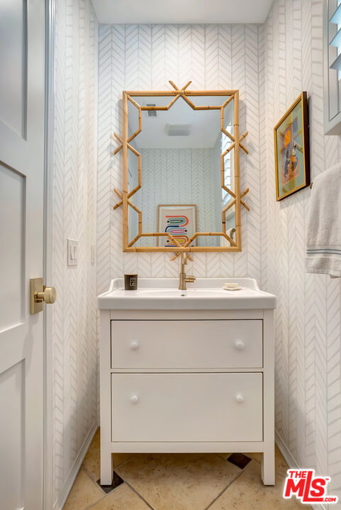 11442 Ghiberti Way Porter Ranch, CA 91326 - Photo 13 of 75