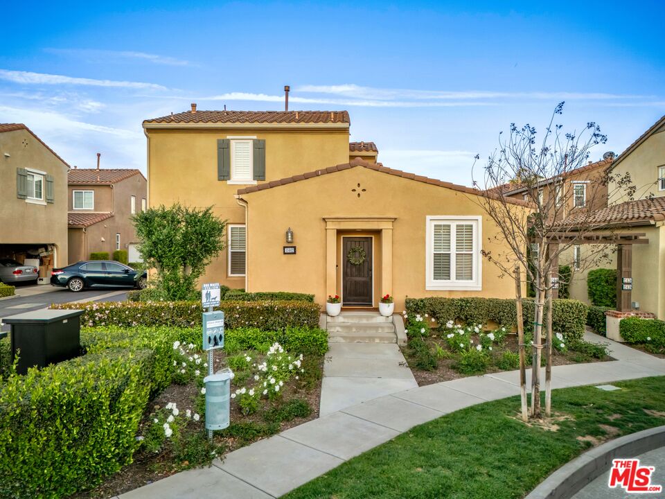 11442 Ghiberti Way Porter Ranch, CA 91326 - Photo 3 of 75