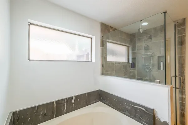 $3,200 | 6906 Pebble Beach Drive, Houston, TX 77069