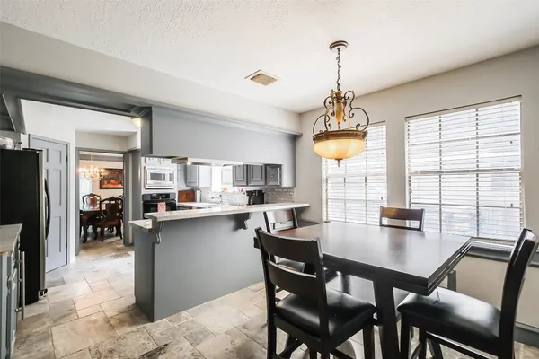 $3,200 | 6906 Pebble Beach Drive, Houston, TX 77069