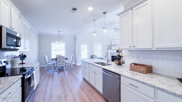 $410,600 | 7722 Willow Way, Hernando, MS 38632