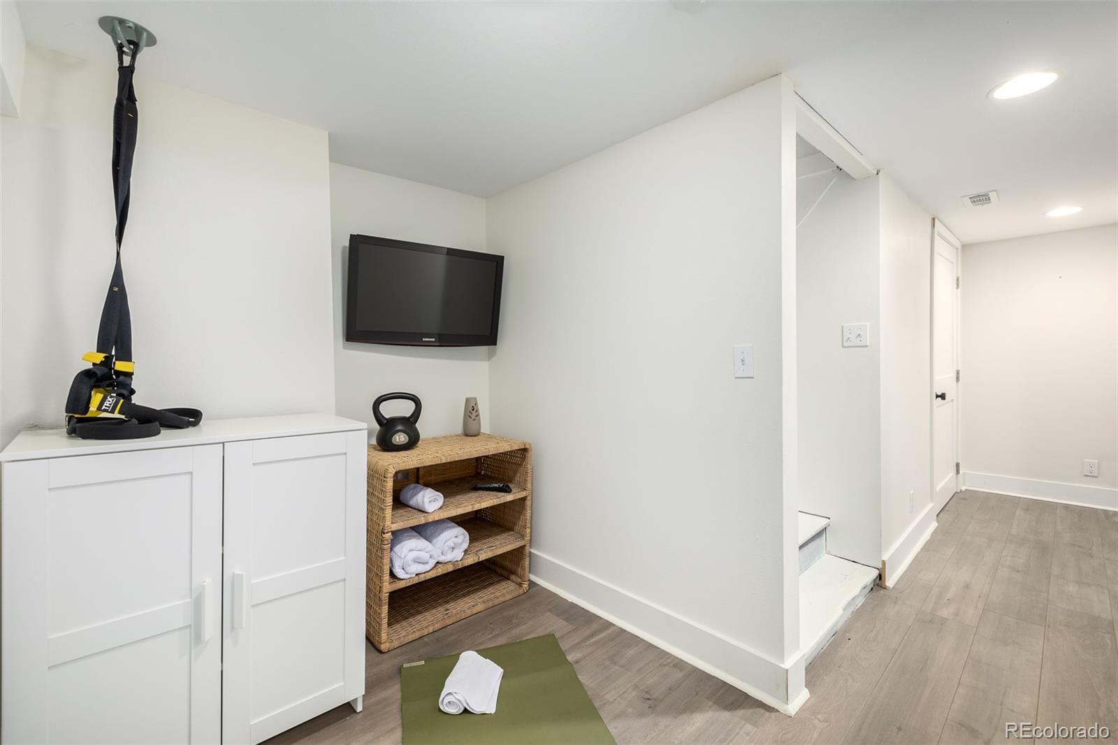 142 Logan Street Denver, CO 80203 - Photo 20 of 29