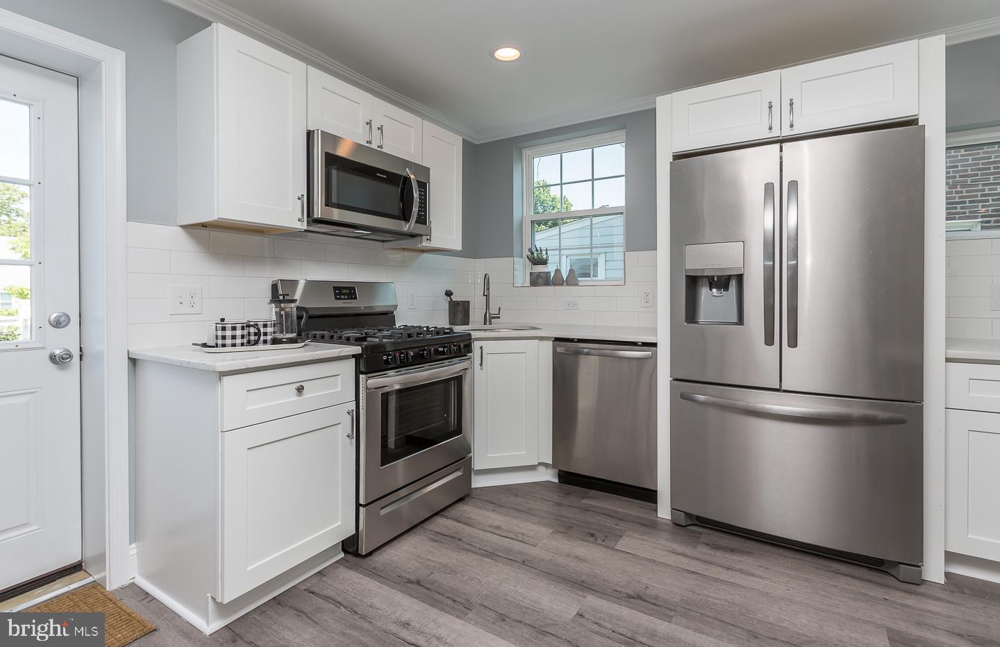 179 Upland Road Havertown, PA 19083 - Photo 3 of 23