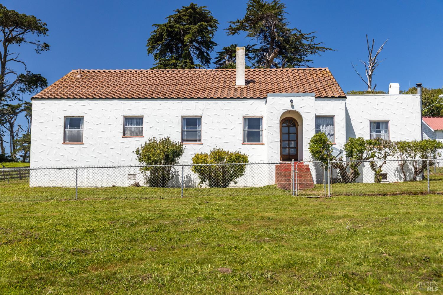 21601 Highway 1 Point Arena, CA 95468 - Photo 15 of 74