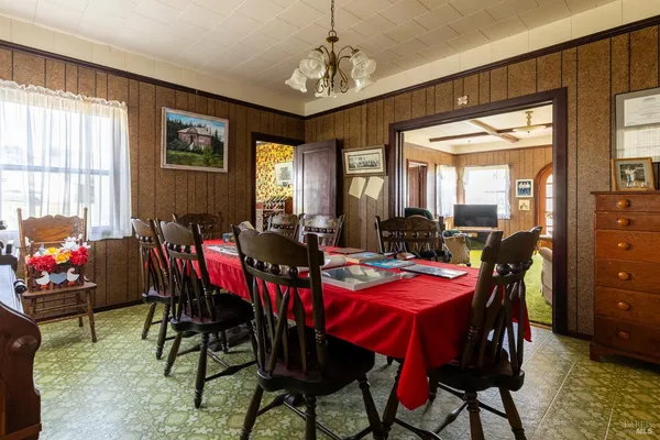 $5,800,000 | 21601 Highway 1, Point Arena, CA 95468