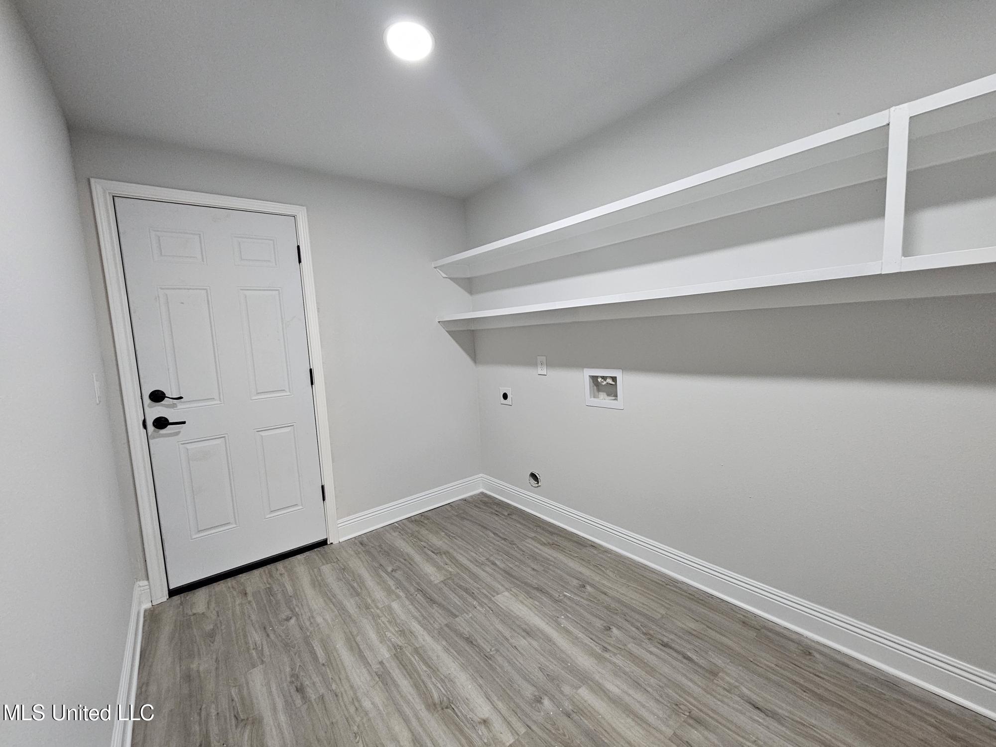 3517 Raintree Drive Gautier, MS 39553 - Photo 14 of 19 laundry